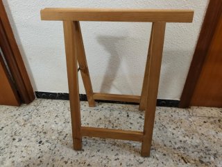 Lote 2 Caballetes de madera