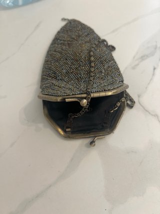 Bolso de fiesta Gatsby perlas doradas y grises
