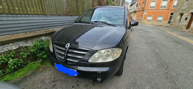 SsangYong Rodius 2006 - foto 1