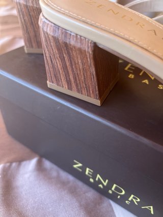 Sandalias ZENDRA Piel Beige Tiras