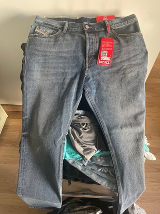 Pantalón vaquero Diesel azul