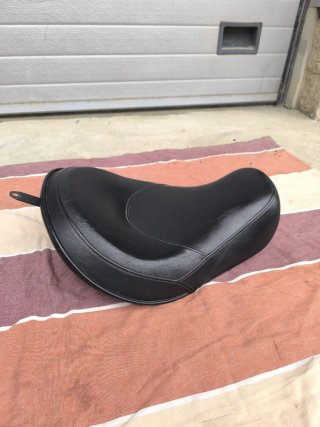 Asiento Harley Davidson Road King Negro