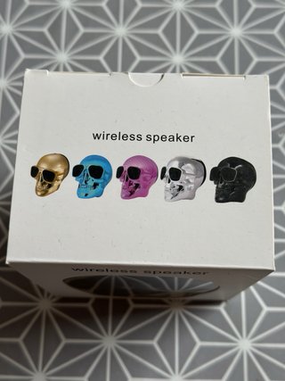 Altavoz Inalámbrico Calavera Negro