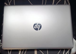 Portátil HP laptop 15-da1013ns