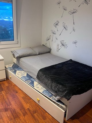 Letto a castello 190x80. Struttura in legno e materasso in lattice.