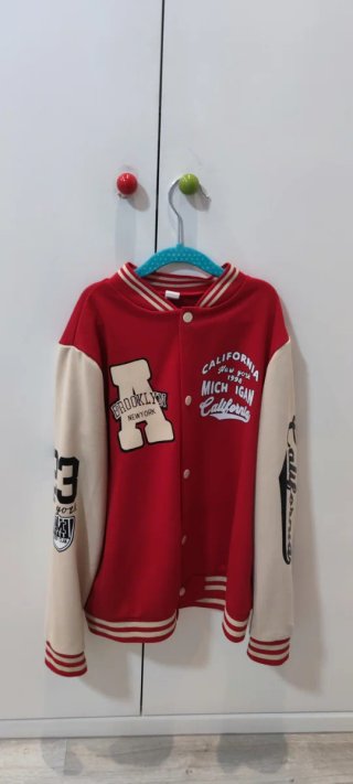 Chaqueta Beisbol Roja y Beige Talla 12-13