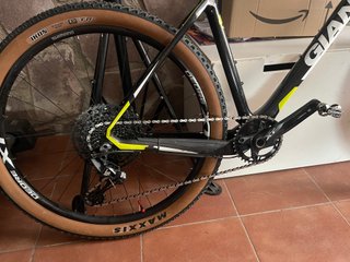 Bicicleta Giant XTC 4 ADVANCE 27.5 Carbono Talla L
