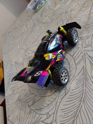 Coche RC Nikko Dictador Midi 8