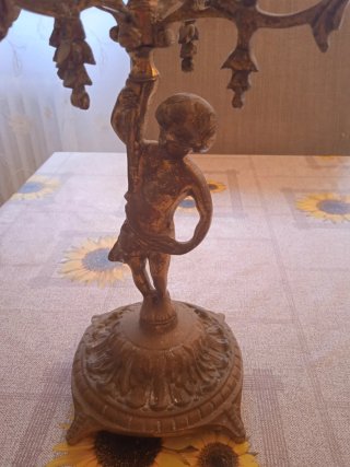 Set di 2 Candelabri Antichi in Metallo Dorato