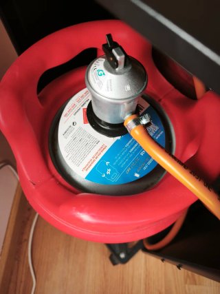 Estufa Gas Cecotec Negra