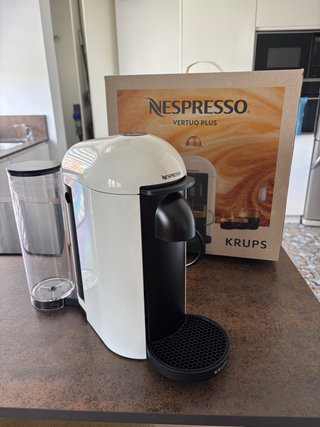 Cafetera Nespresso Automática Blanca