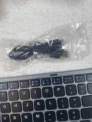 Teclado Plegable SEANDA con Touchpad