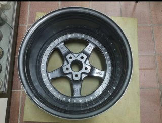 Llantas OZ Racing 18" (Techart; Mito 1)