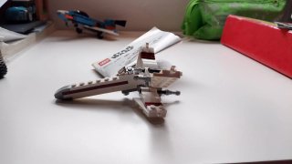 Lego Camión de Reciclaje y Figuras