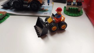 Lego Camión de Reciclaje y Figuras