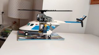 Lego Camión de Reciclaje y Figuras