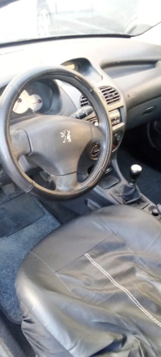 Peugeot 206 2003