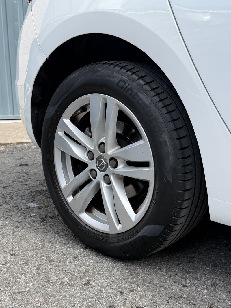 Opel Astra 1.6 CDTI Selective S/S 2019, foto 24