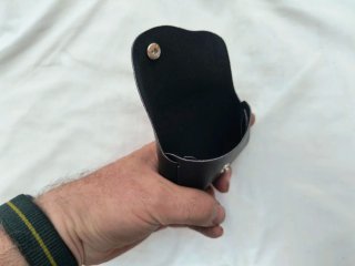 Cartera tarjetero monedero piel negra. 100% a mano