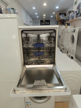 Nevera Edesa, Lavadora LG, Lavavajillas Siemens
