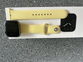 Apple Watch Serie 5 Rojo speacegray aluminio 40mm