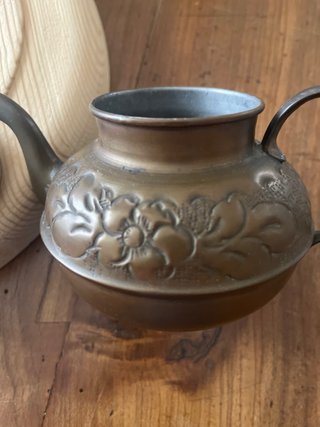 Teiera vintage in rame decorata