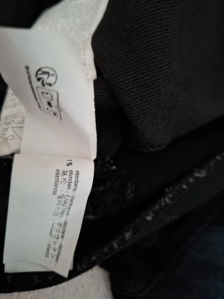 Mono vaquero Bershka corto manga corta.