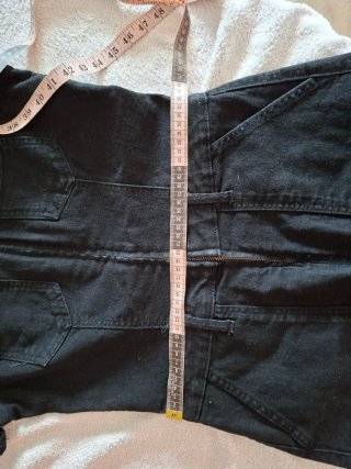 Mono vaquero Bershka corto manga corta.