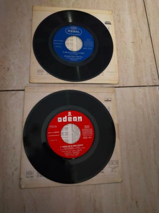2 Discos vinilo single Cuentos infantiles