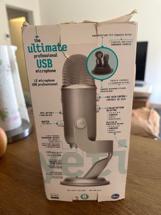 Micrófono Blue Yeti Plata