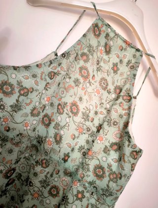 Vestido Koroshi talla L