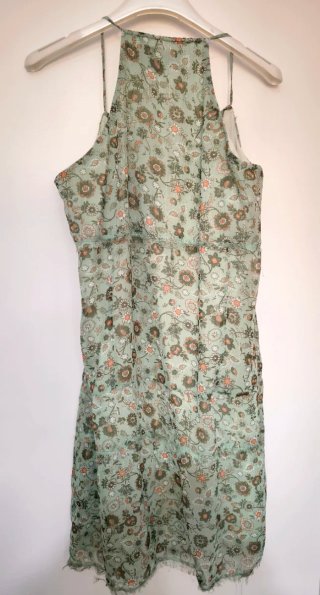 Vestido Koroshi talla L