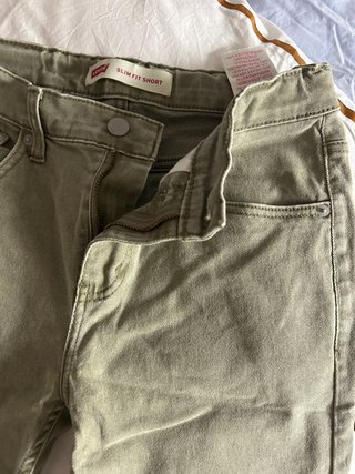 Levi's Vaquero Corto Slim Fit GRIS-oliva 16 AÑOS.