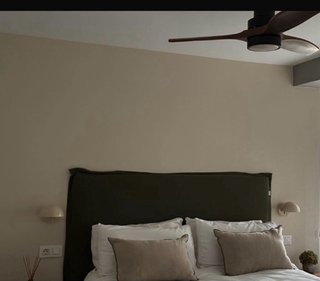 Papel pintado efecto yute texturizado