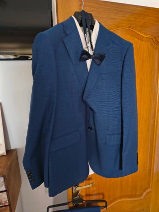 Traje azul Cortefiel Talla 52