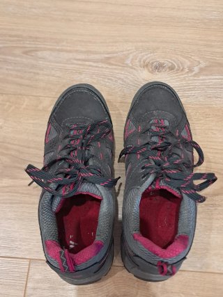 Zapatillas de montaña Karrimor grises y rosas