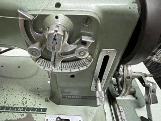 Máquina de coser Refrey Industrial
