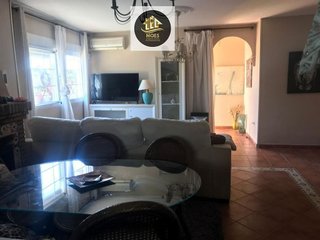 Chalet en venta en Linares