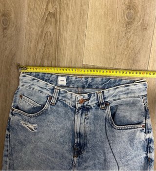 Jeans strappati blu