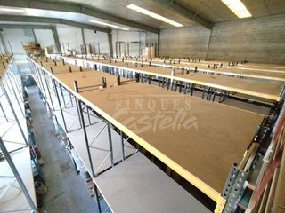 Nave industrial en venta en Els Molins en Mataró