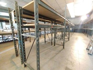 Nave industrial en venta en Els Molins en Mataró