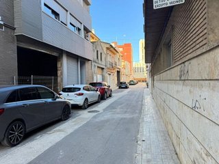 Local comercial en venta en Massanassa