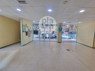 Local comercial en alquiler en Gamonal en Burgos