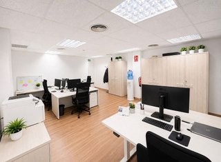 Oficina en alquiler en La Dreta de l'Eixample en Barcelona