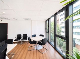 Oficina en alquiler en La Dreta de l'Eixample en Barcelona