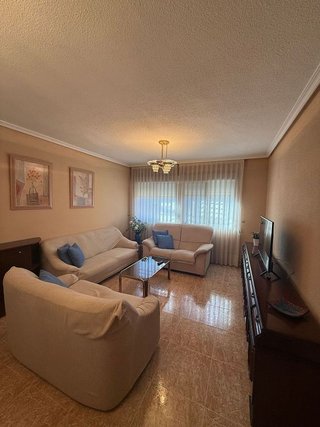 Chalet en alquiler en Sevilla la Nueva