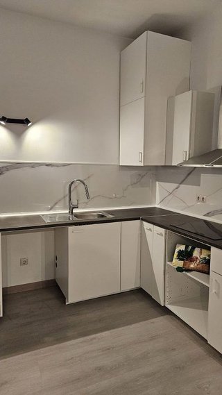 Local comercial en alquiler en Puerta del Ángel en Madrid