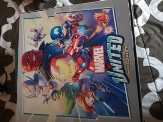 Lote 3 juegos de mesa: Marvel United, Yo?