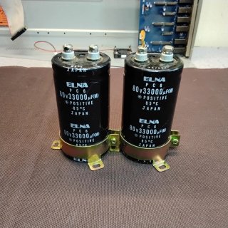 Condensatori Elna 3300uF 80V