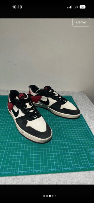 Nike SB Alleyoop Talla 41 Negro/Rojo/Blanco